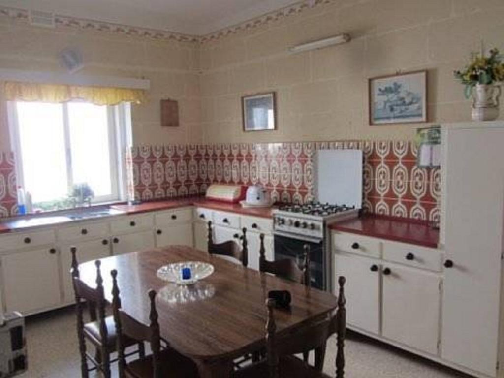 Ta' Karmni Marsalforn Room photo